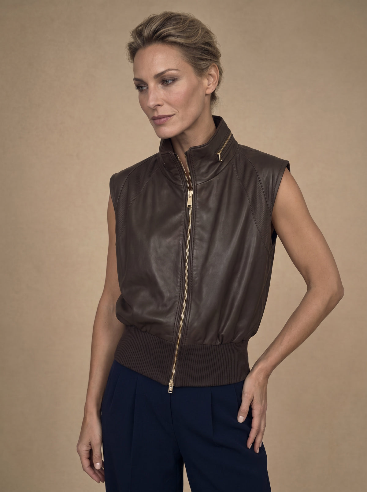 Masaryk Women's Leather Gilet - View 5